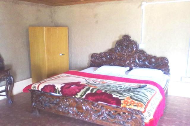 Oyo 43476 Vatika Resort Shimla Bilik gambar